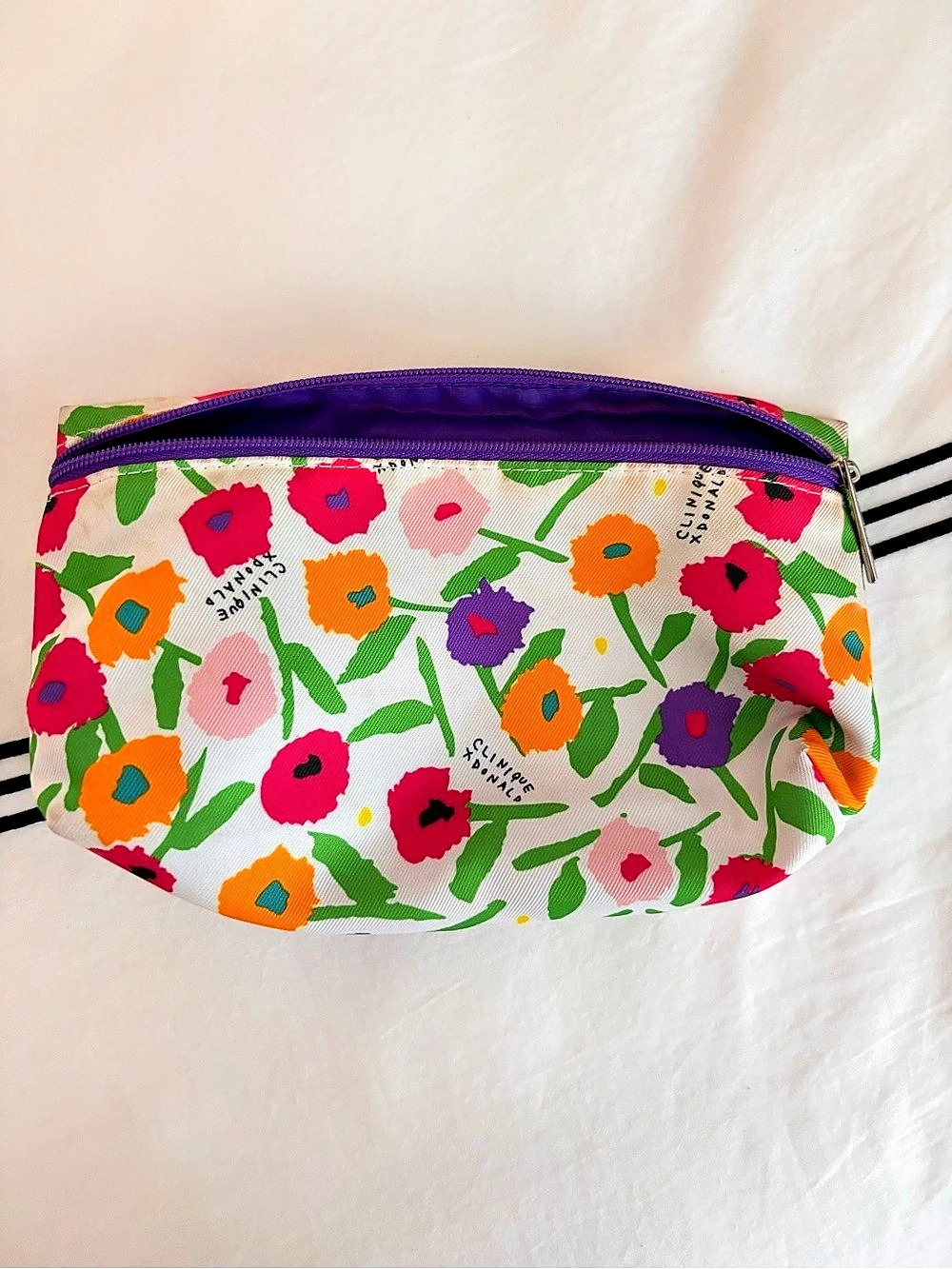 Clinique x Donald Floral Cosmetic Pouch in White & Multicolor Like New